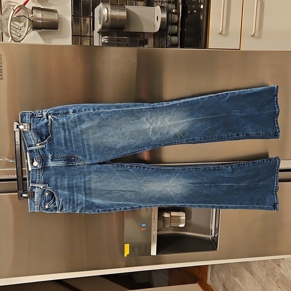 💕MOTHER SUPERIOR💕 The Weekender Flare Jeans ~ It's A Small World 28 NWOT - Picture 12 of 16